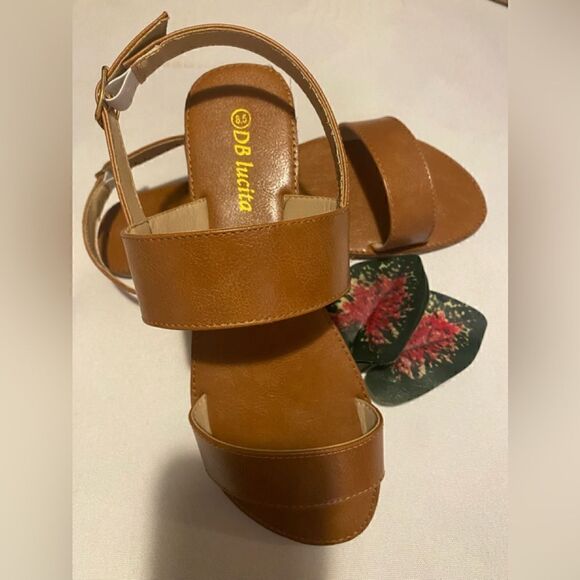 💥DB Lucita adjustable Buckle closure Open Toe Ankle Strap sandals size :8.5 - Picture 4 of 8